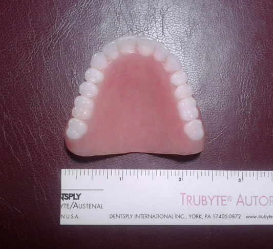 Upper acrylic denture, small, bleach, false teeth