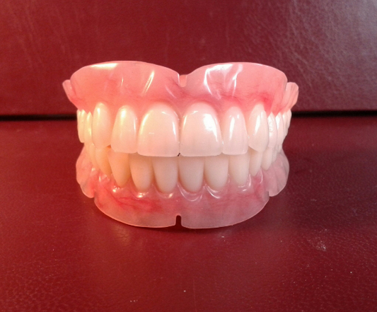 Set of acrylic dentures, large, false teeth