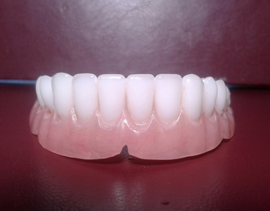 Lower denture acrylic, large, bleach, false teeth