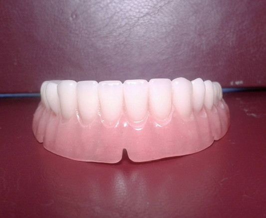 Lower denture acrylic, large, false teeth