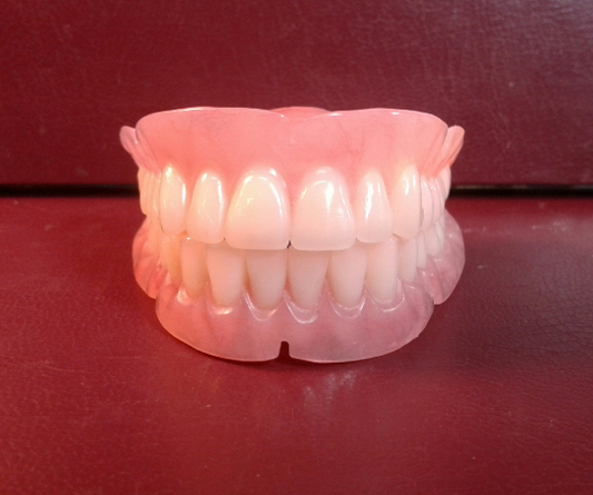 Set of acrylic dentures, small, false teeth