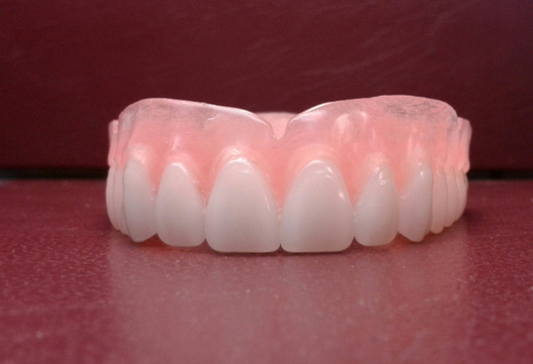 Ultra-thin upper denture, false teeth