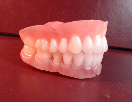 Set of acrylic dentures, small, bleach, false teeth